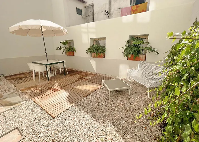 Machadinho Modern * Lisbon