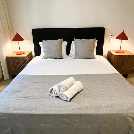 Machadinho Modern * Lisbon