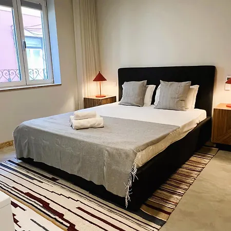 Machadinho Modern Lissabon