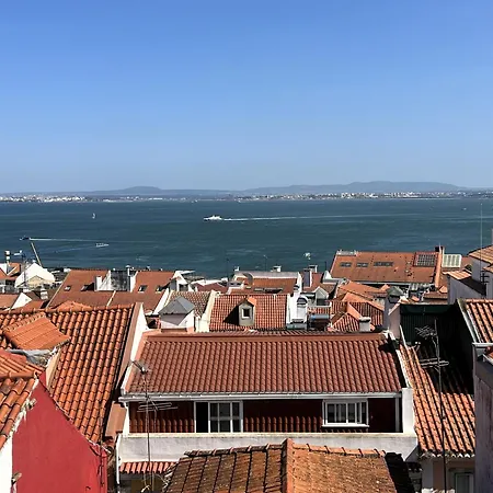 Machadinho Modern * Lisbon